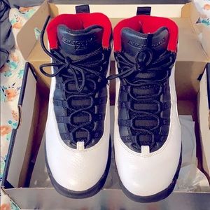 Air Jordan retro 10s (make an offer)